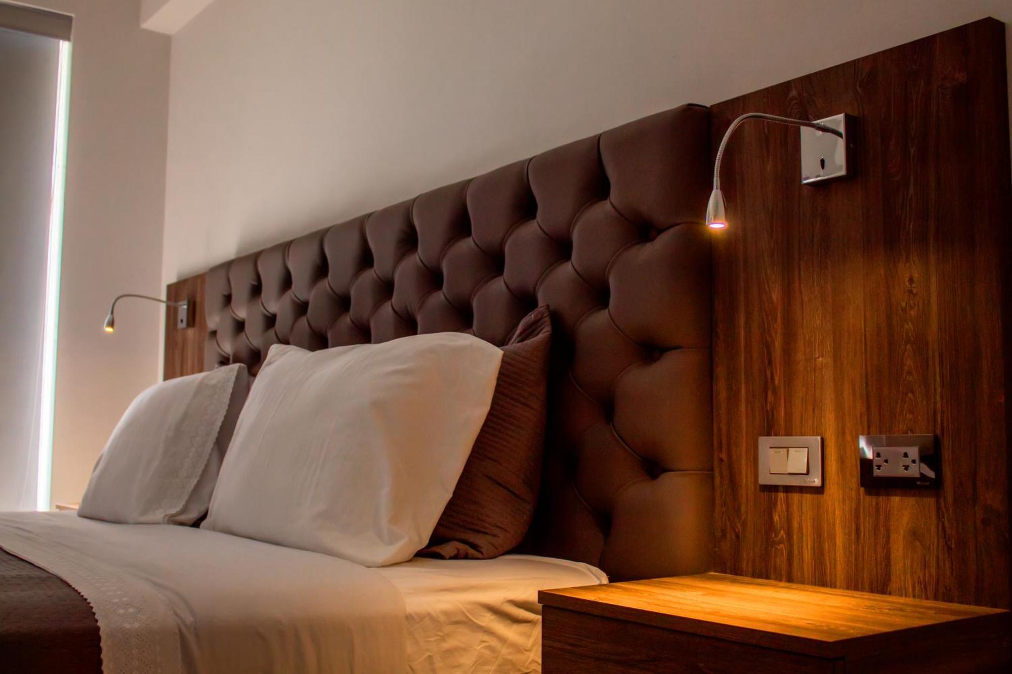 Silver Inn Hotel Cerro Azul Bagian luar foto