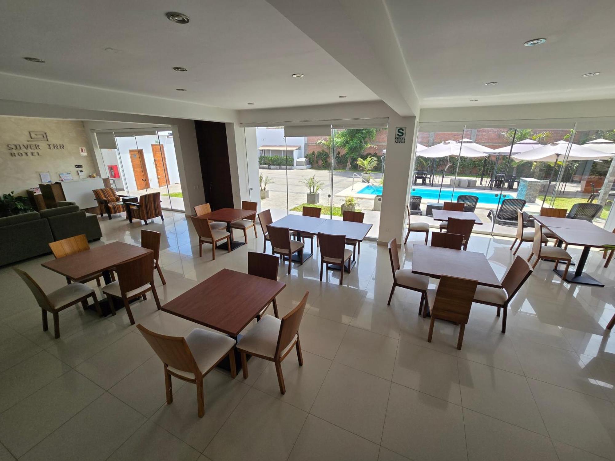 Silver Inn Hotel Cerro Azul Bagian luar foto