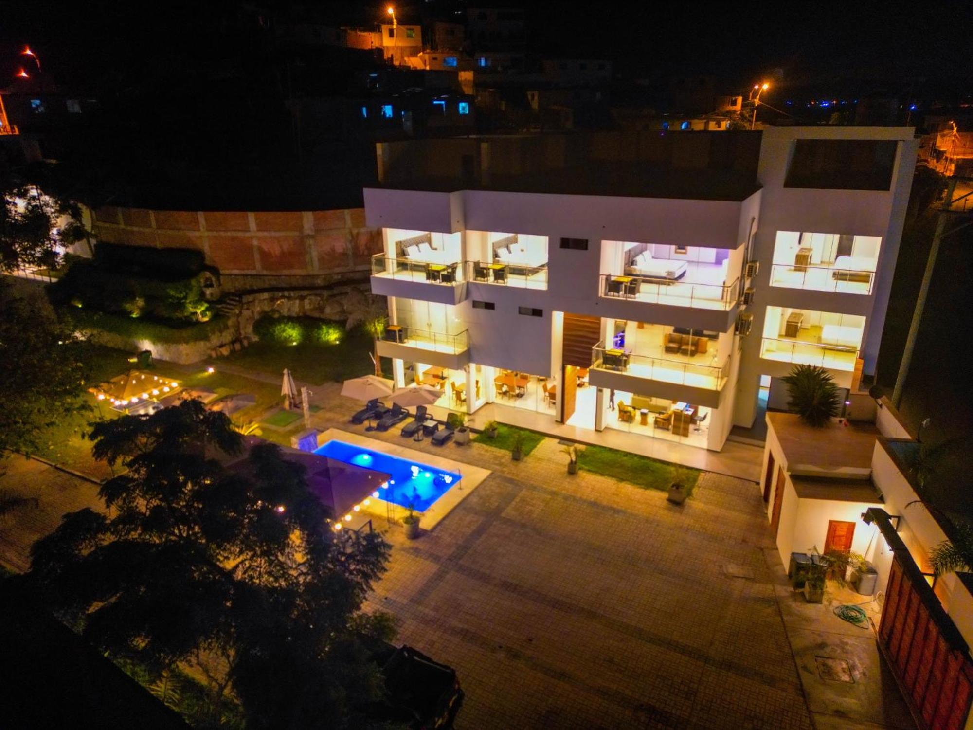 Silver Inn Hotel Cerro Azul Bagian luar foto