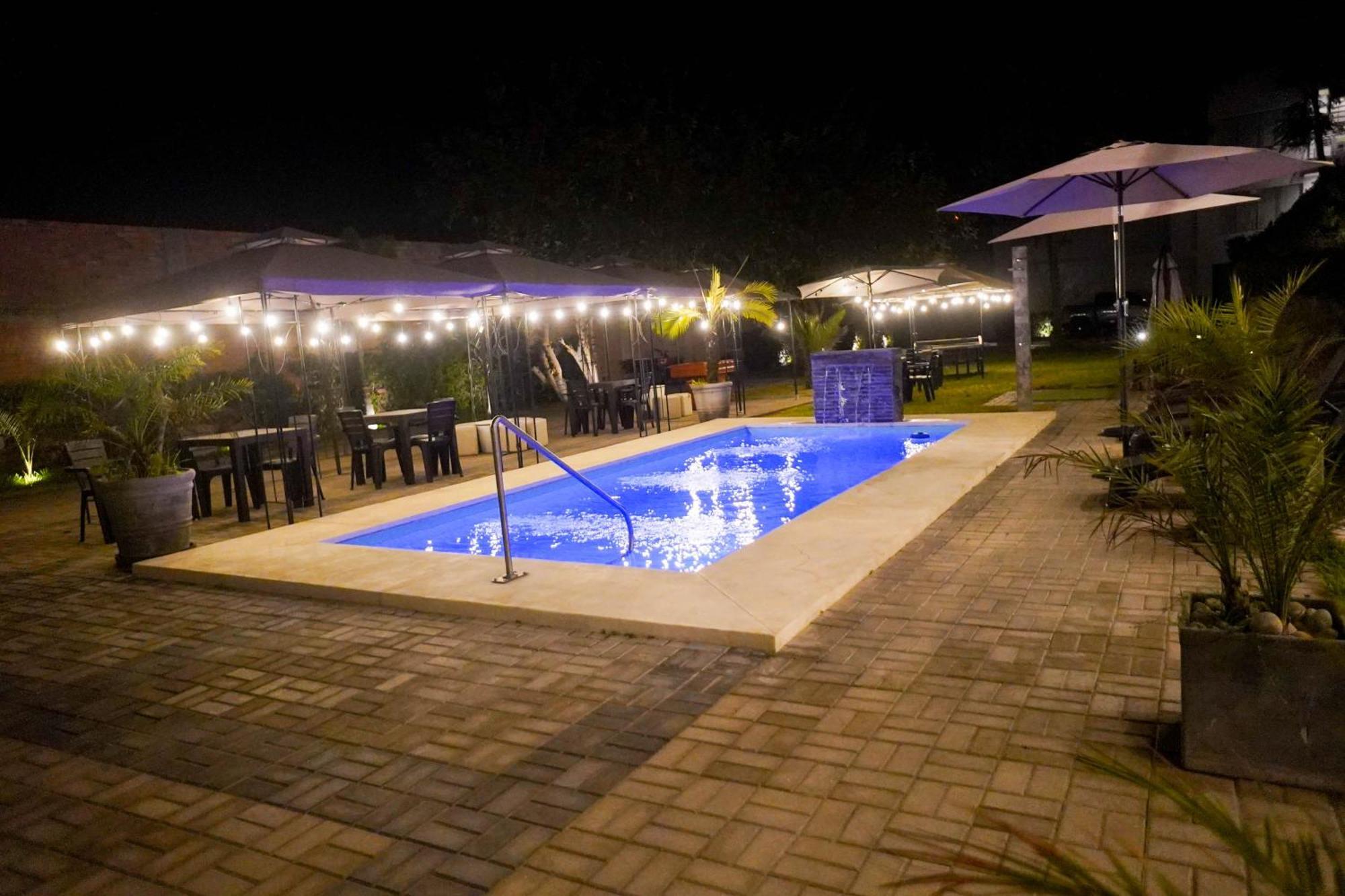 Silver Inn Hotel Cerro Azul Bagian luar foto