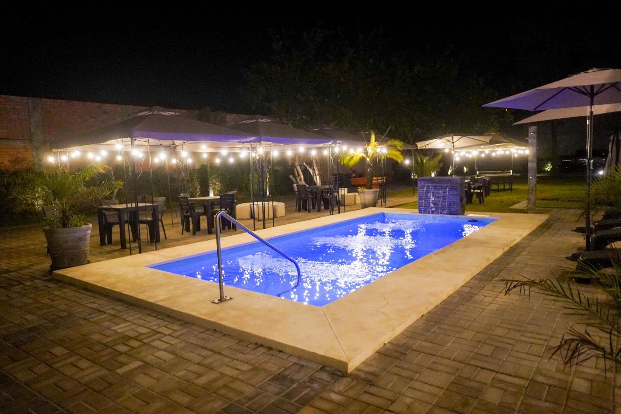 Silver Inn Hotel Cerro Azul Bagian luar foto